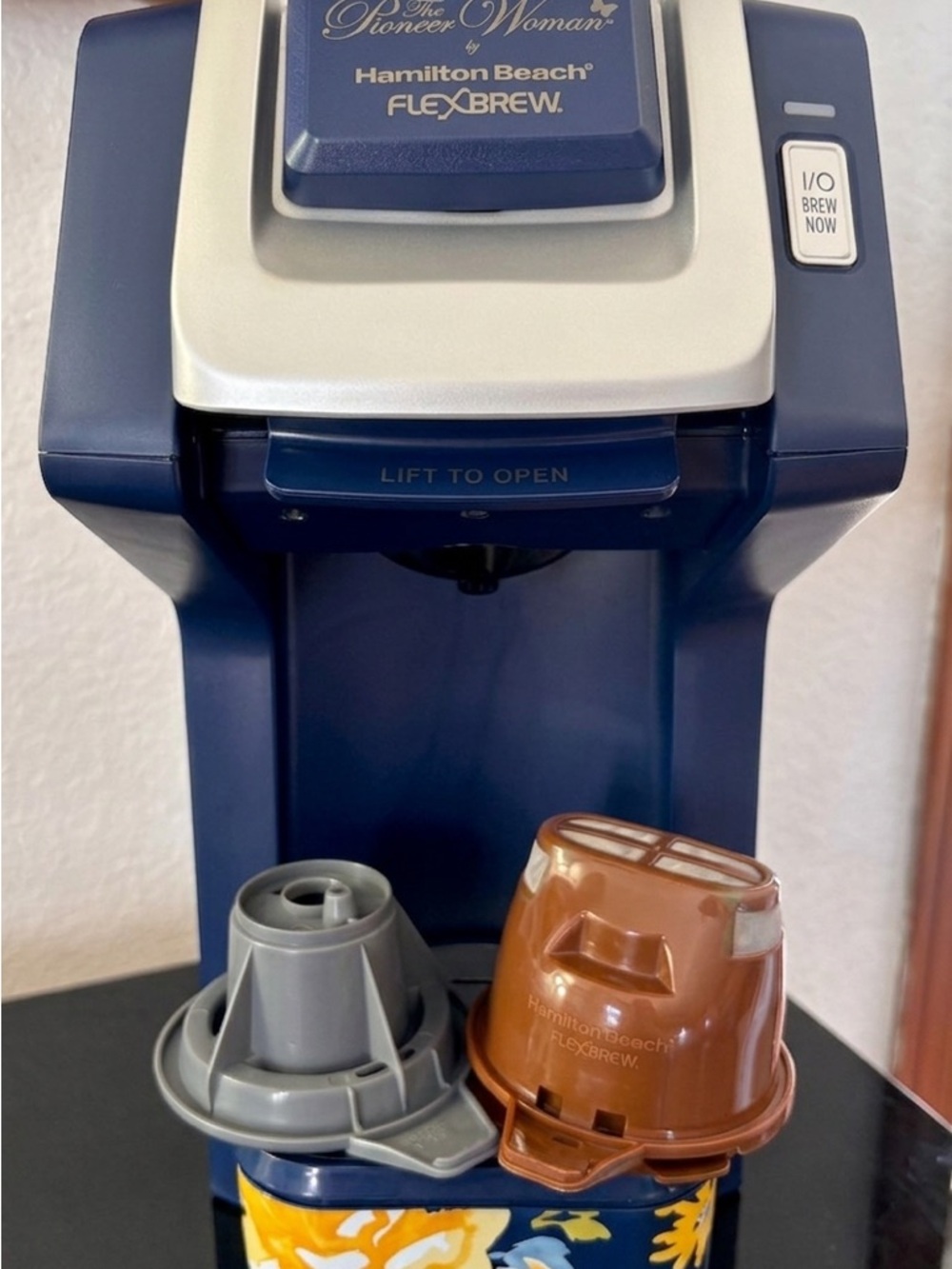 Pioneer Woman Hamilton Beach Single-Serve Coffee Maker